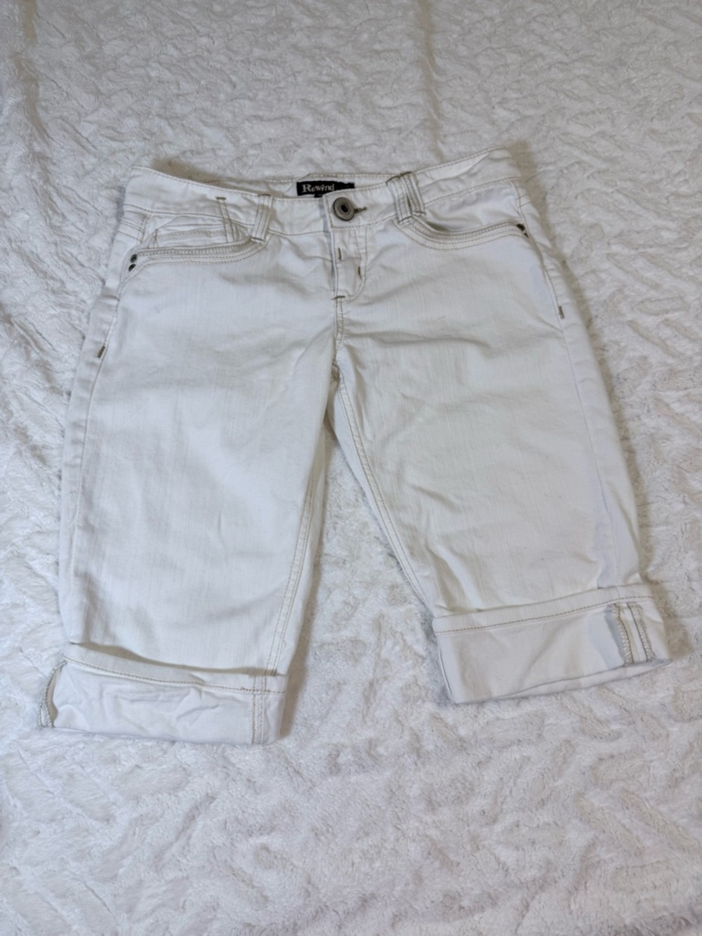 Rewind White Cropped Knee-Length Women’s Jeans - EUC - Size 13